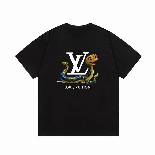 6661# Louis Vuitton 路易威登 蛇年限定字母印花 Logo标识精致，灵感源自八十年代复古 原版面料 官方同款 短袖T恤 定制240克同缸染面料