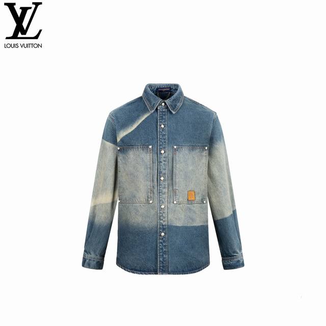 Louis Vuitton 路易威登 25Ss 影印日晒牛仔外套 斜纹棉牛仔面料 透气性佳 柔软亲肤 翻领廓形牛仔外套剪裁 多重酵素水洗工艺处理 打造柔和自然的