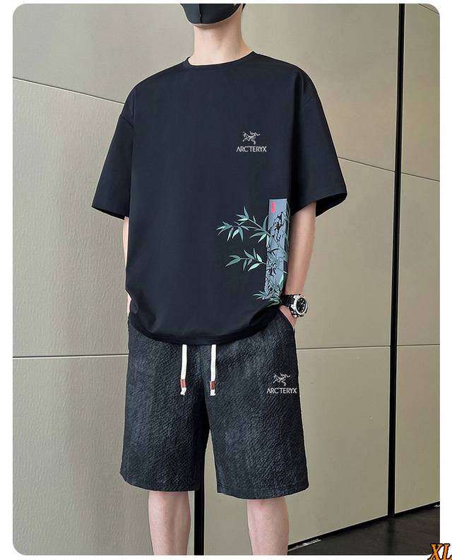 Arc’Teryx始祖鸟 独家实拍上新夏季高品质潮流宽松服潮牌短袖T恤上衣圆领两件休闲运动套装，本季主打，货源充足，放心主推，高端品质，经典设计，做工出色，经典