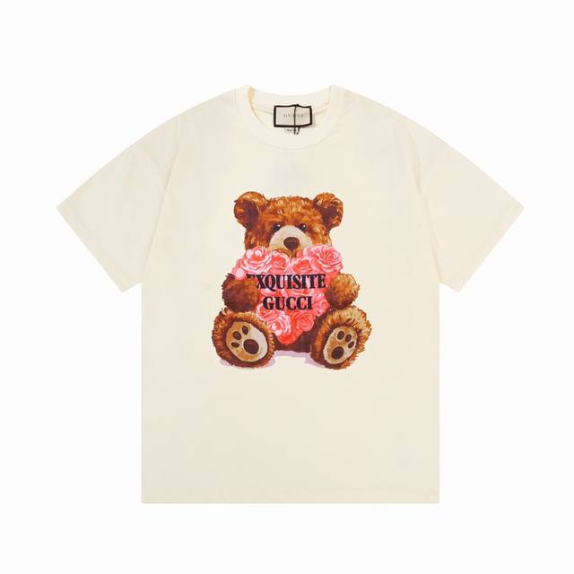 8891# Gucci 古驰 玫瑰花小熊双G字母印花 Logo标识精致升级，灵感源自八十年代复古 原版面料 官方同款 短袖T恤 定制2 克同缸染面料 手感非常舒