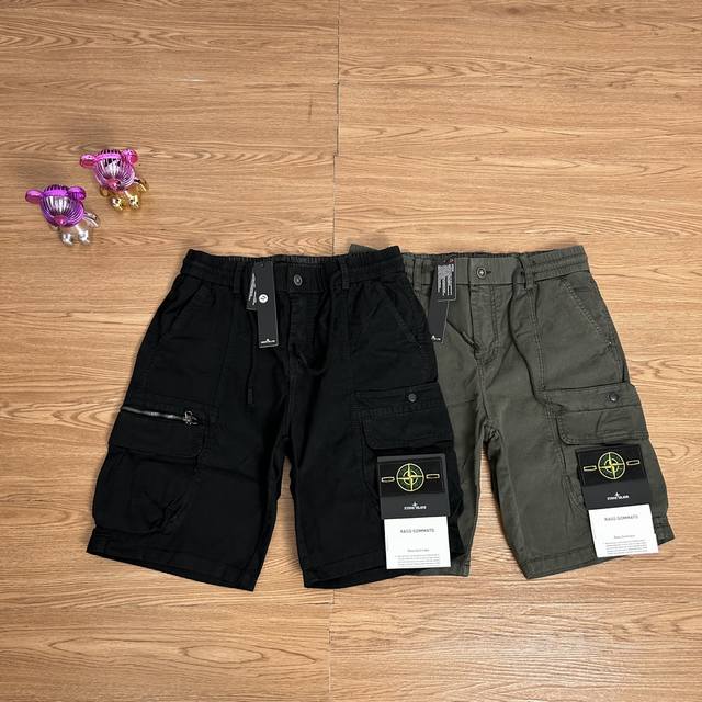 Stone Island 石头岛工装拉链口袋机能短裤 甄选品质 实拍可见 面料采用高品质正品工装面料 质感有型 清凉面料 面料上身舒服 当季必备 版型超正 拒绝