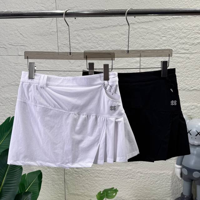 独家臻品 Kolon Sport可隆高尔夫运动轻薄速干短裙 舒适随型 自在随心 柔软透气 挺括有型 舒适透气，精选优质棉料亲肤柔软，吸汗透气，告别闷热，畅享清凉
