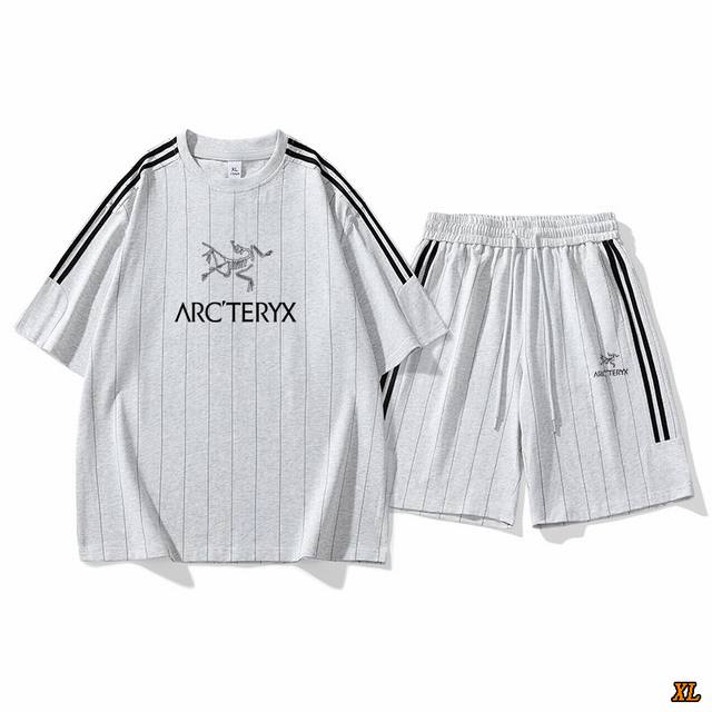 Arc’Teryx始祖鸟 独家实拍上新夏季高品质套装T恤薄款条纹款篮球休闲运动短袖短裤运动套装，本季主打，货源充足，放心主推，高端品质，经典设计，做工出色，经典