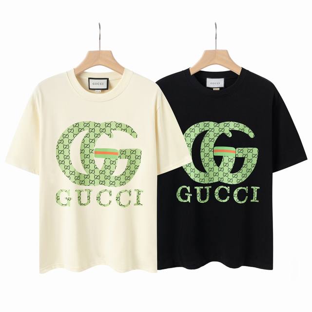 8848# Gucci古驰2025春夏新款绿色双G字母Logo短袖T恤 高版本高版本 全网独家首发 百搭款细节处理完美 2 克双股大牌纯棉面料 数码直喷印花工艺