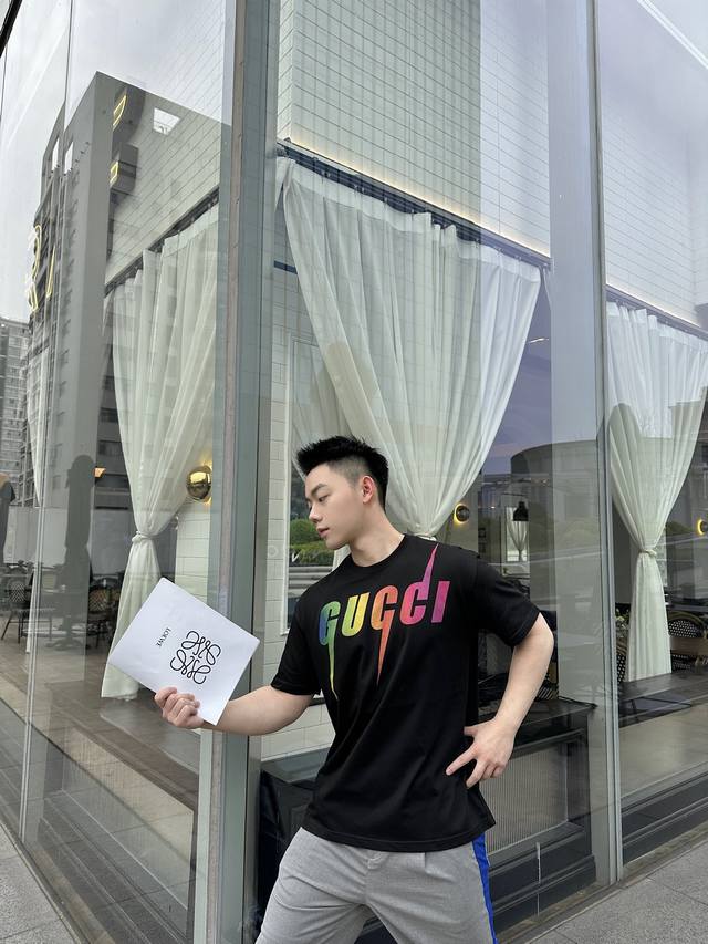 8851# Gucci 古驰 渐变闪电圆领短袖 上身效果#