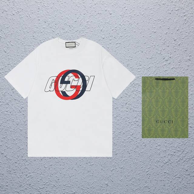 8842# 款式：古驰Gucci撞色双G互扣短袖 颜色：图片色 尺码：Xs-L 面料：2 克双织纯棉 辅料：全套定制辅料 无性别区分 男女同款
