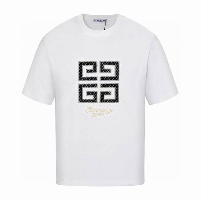 纪梵希 Givenchy 夏季新款 网布刺绣字母圆领短袖T恤，采用260克纯棉双砂面料 所有面料均已提前做过缩水定制 男女同款百搭 比较经典的一款 Color: