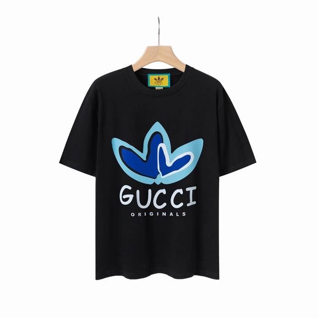 8809# Gucci古驰2025春夏新款蓝色爱心卡通字母Logo短袖T恤 高版本高版本 全网独家首发 百搭款细节处理完美 2 克大牌纯棉面料 数码直喷印花工艺