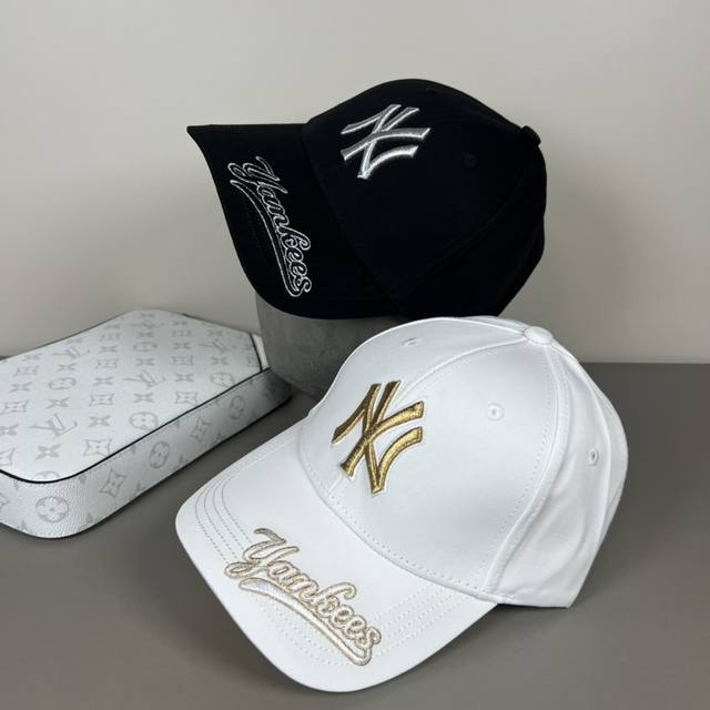 新品 专柜品质，细节就是完美 Mlb拼接新款 官网步上新Ny，代购版本 质量看细节好！