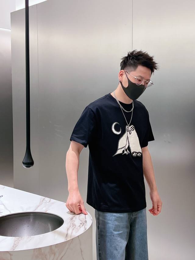 6617# Lv 黑白印花男女同款纯棉短袖T恤 原版面料 官方同款 定制2 双股32支双纱纯棉精梳 面料 手感非常舒服 春夏最新砖柜同步 Os落肩版型 时尚又个