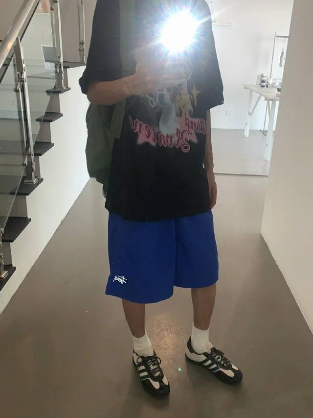 Stussy 斯图西25新款小字母印花美式宽松休闲运动情侣短裤 斯图西25新品4分短裤 夏日多彩情侣搭配推荐 定制原版亲肤透气的100%锦纶面料 轻柔不透 彩色