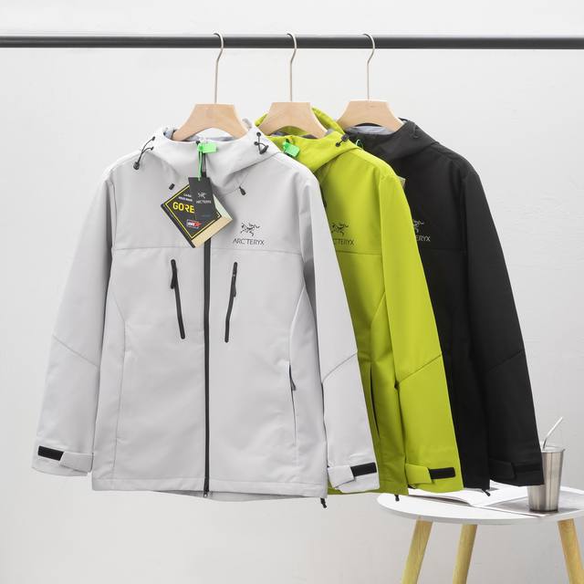 99066# 官网版本 原版面料 Arc‘Teryx Beta Lightweight拼色冲锋衣 #Arc’Teryx 鸟家 户外装备推荐一 Beta Ligh