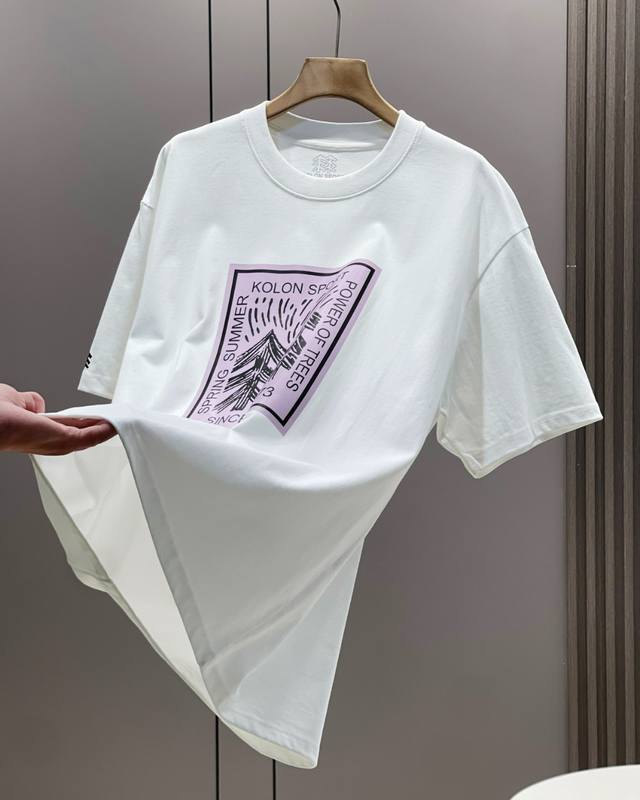 顶级版本 认准330G高克重 Kolon Sport 可隆森林标语夏季新款宽松情侣款短袖T恤 款号：C7051 颜色: 黑色 白色 细节版本一比一复刻 重磅专柜