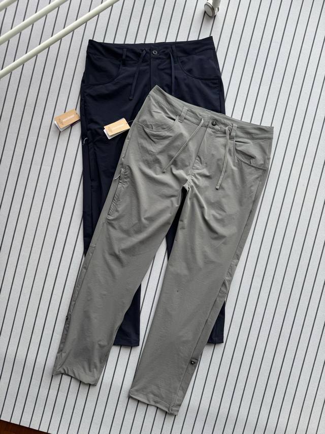 Patagonia Rps Rock Pants 是一款专为攀岩和徒步设计的轻量速干长裤，兼具功能性与时尚感： 面料科技：采用52%尼龙 48%回收材料 +48