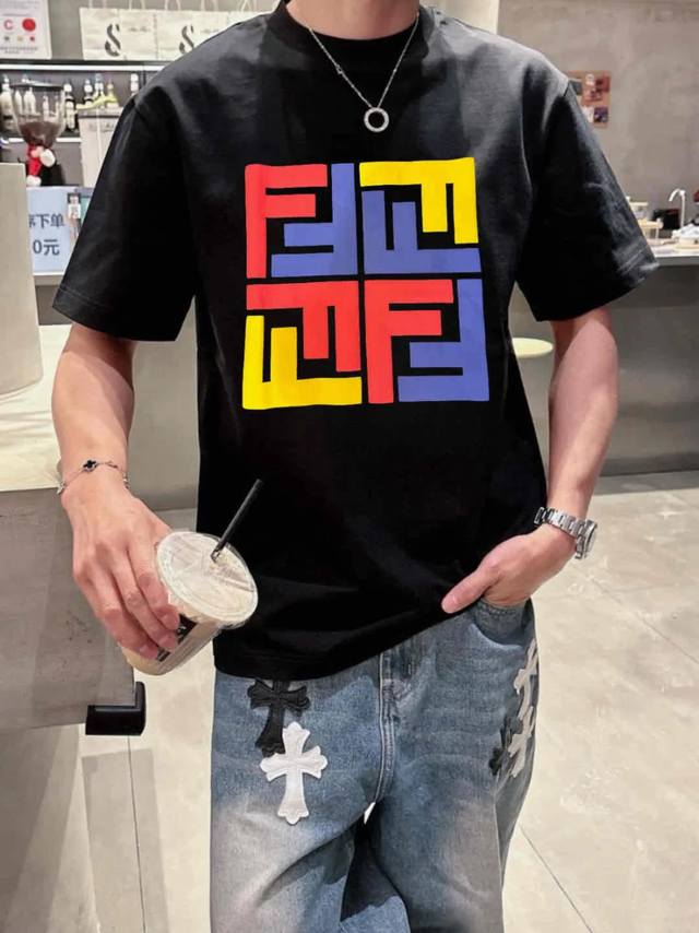 款号：G2887 Fendi 芬迪 25Ss 大师亲手设计潮牌新品印花圆领短袖T恤 春夏最新砖柜同步 Os落肩版型 - 260G双纱纯棉顶级面料 手感柔软 百分