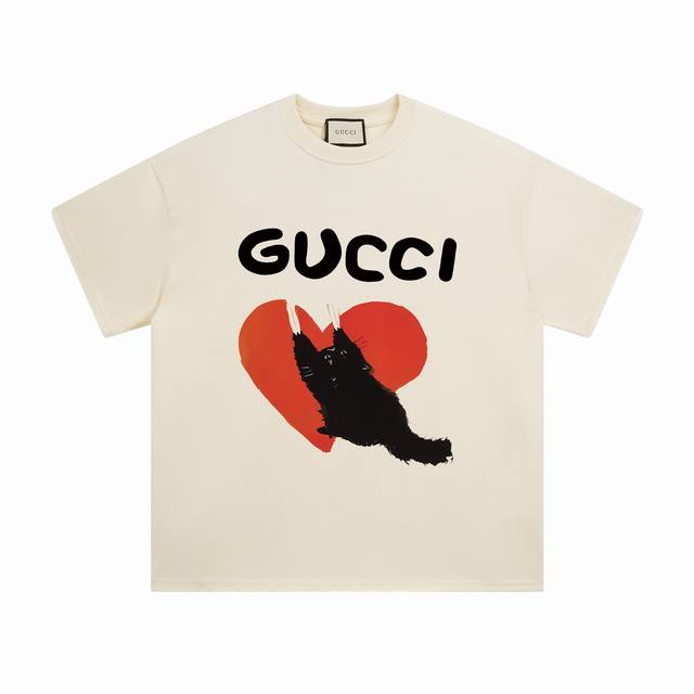 款号：G2874 Gucci新品！动物系列 直喷印花款式 选用客供定制针织100%纯棉面打造,面料手感细腻，厚实有质感的纯棉布 高密度的机织工艺，如棉絮般柔紧致