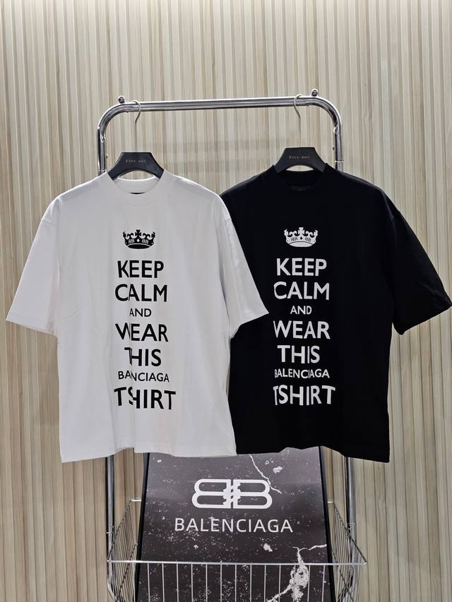 Balenciaga巴黎世家 字母印花宽松圆领短袖T恤 高克重280G 双纱纯棉面料 男女同款 颜色: 黑色 白色 码数: Xs S M L 款号: D013#