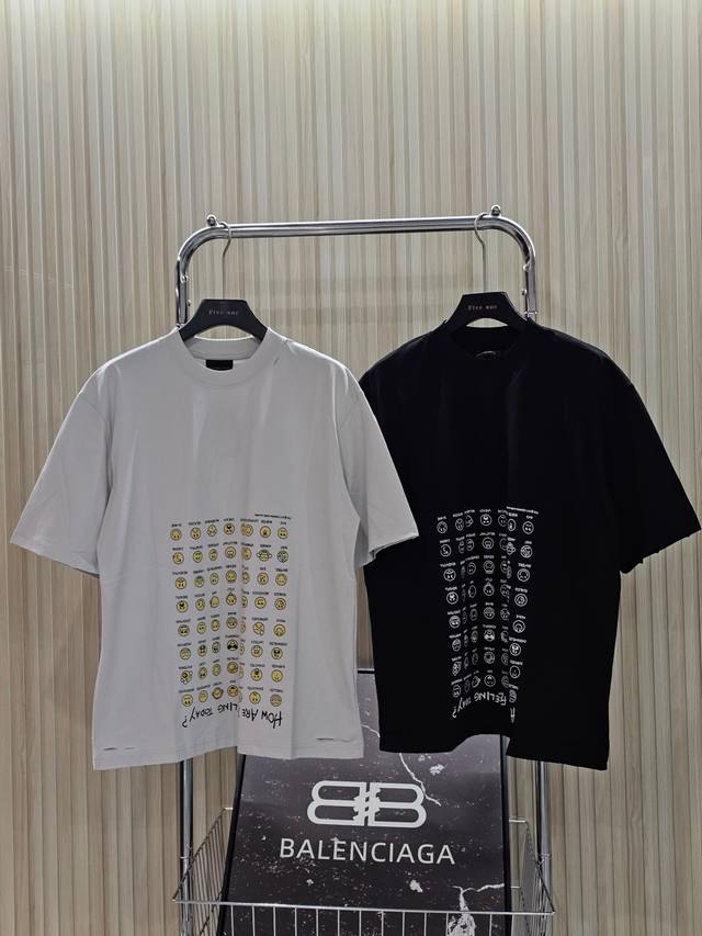 Balenciaga 巴黎世家24Ss 新款圆领短袖T恤 图案印花 磨破工艺宽松版型 颜色: 黑色 白色 码数: Xs S M L 款号: D005#