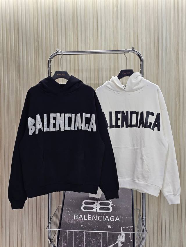 Balenciaga 巴黎世家 Logo字母印花套头连帽卫衣 宽松版型 颜色:黑色 码数: Xs S M L 款号:2480