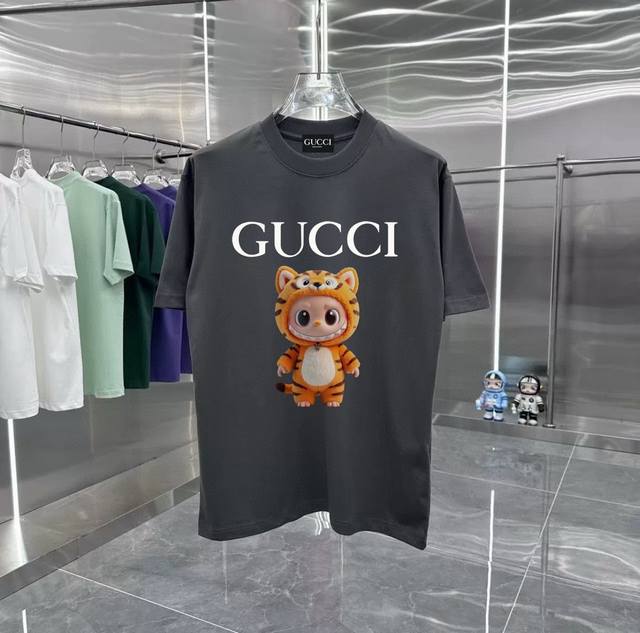 Gucci联名泡泡玛特拉布布之十二生肖限定老虎系列 专柜款复古情侣 印花短袖T落肩袖 重磅280G精梳棉材质 透气舒适 进口外贸级专柜印花，随意搓洗不褪色不变形