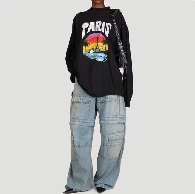 Balenciaga巴黎世家 风景字母印花圆领 落肩长袖T恤 洗水做旧款 宽松版型 颜色: 洗水黑 码数: Xs S M L 款号:2477#