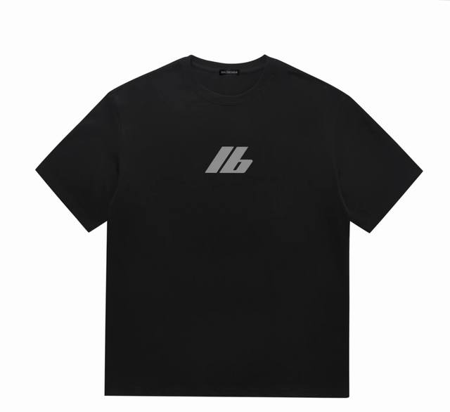 Balenciaga 巴黎世家最新Logo印花短袖T恤 前后印花高克重双纱纯棉面料 版型宽松 男女同款 颜色: 黑色 白色 码数: Xs S M L 款号: 2