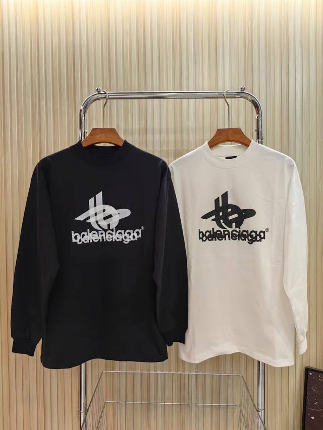 巴黎世家 Balenciaga23秋冬前后幻影字母印花长袖T恤，活性黑配色 男女同款。 颜色: 黑 白 码数: Xs S M L 款号: 2344#