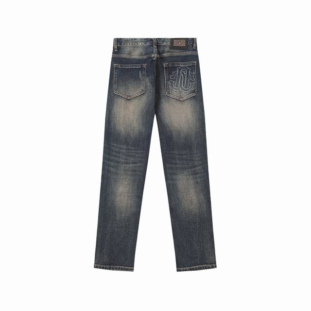 G357# Dg 2025秋季新品牛仔裤，采用进口客供日本Denim平纹棉质牛仔面料梭织生产，三标齐全，顶尖的石磨水洗工艺让质感达到80年代的老味，柔软细腻舒适