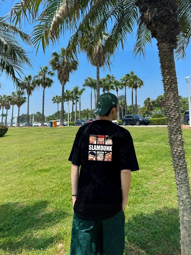 高品质 Aj乔丹专柜同步联名新款飞人樱木灌篮联名系列印花情侣短袖 采用260克定制精梳纯棉，领口定制螺纹不变形，三针五线做工，领口包包边条，肩膀处内里带压条，做