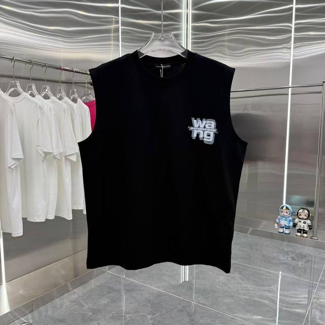 Wang 大王 2025夏季新款 无袖背心 个性印花 男女同款宽松版 S M L Xl Xxl 五个码 颜色：黑色 白色 灰色