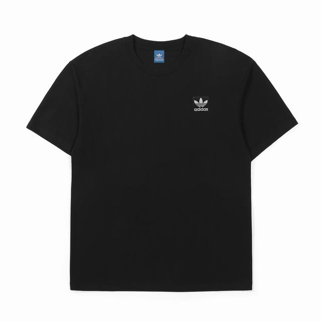 供 Adidas阿迪达斯三叶草刺绣标棉质短袖T恤 定制主标 辅料 水洗齐全 品牌精密刺绣标 甄选250克32支紧密纺双纱纯棉面料 质感厚实但是透气性良好 整件衣