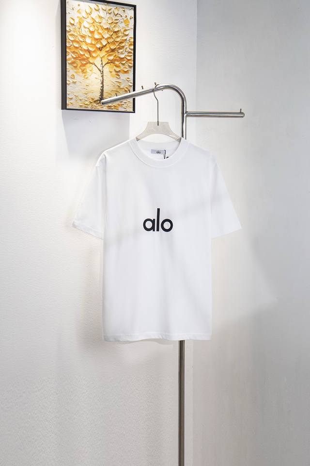 款号：Y186 Alo Yoga经典字母Logo3D立体印花情侣款短袖T恤 正儿八经280克纯棉双砂面料 所有面料均已提前做过缩水 品质第一 所见即所得 不会洗