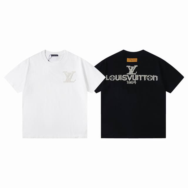 款号：Y147 Louis Vuitton Lv路易威登满珍珠字母炮珠手工制作圆领短袖 炮珠 全套包装 三标齐全 原版配套辅料1:1 主唛工艺 非常的高端 已经