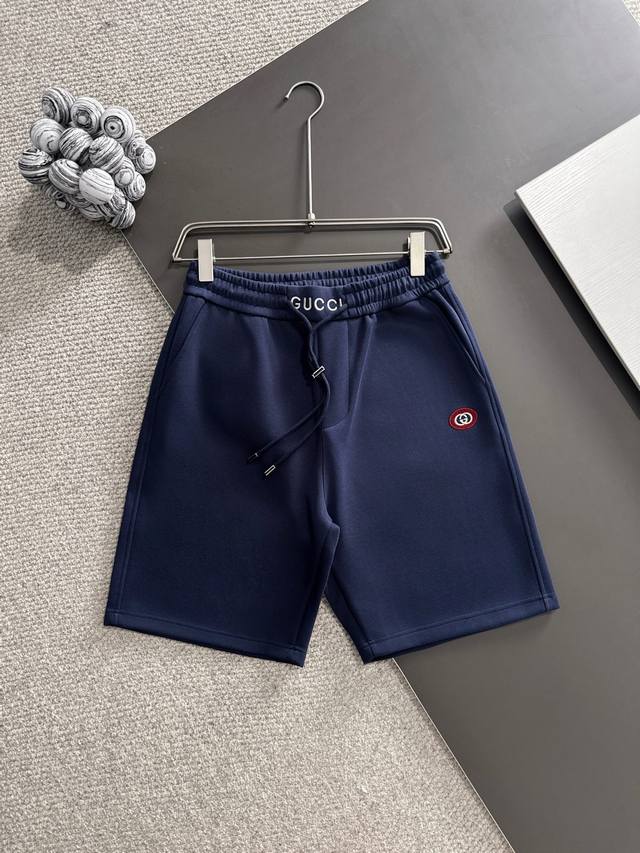 Gucci* 市场独家品质 爆款 2025夏款裤子上新 原高版本 古驰 面料采用350克高密双面华面定制面料 不变形 不缩水 立体垂感爆表 工艺介绍：前幅后幅采
