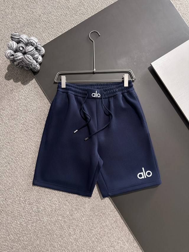 Alo * 市场独家品质 爆款 2025夏款裤子上新 原高版本 Alo 面料采用350克高密双面华面定制面料 不变形 不缩水 立体垂感爆表 工艺介绍：前幅腰中后