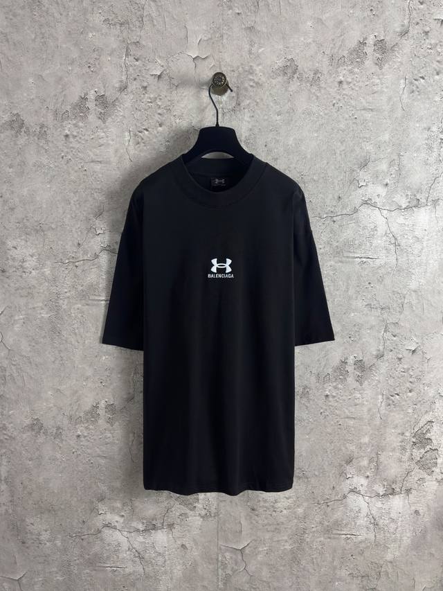 巴黎世家Balenciag 安德玛联名短袖 颜色：黑色 尺码：Xs-L