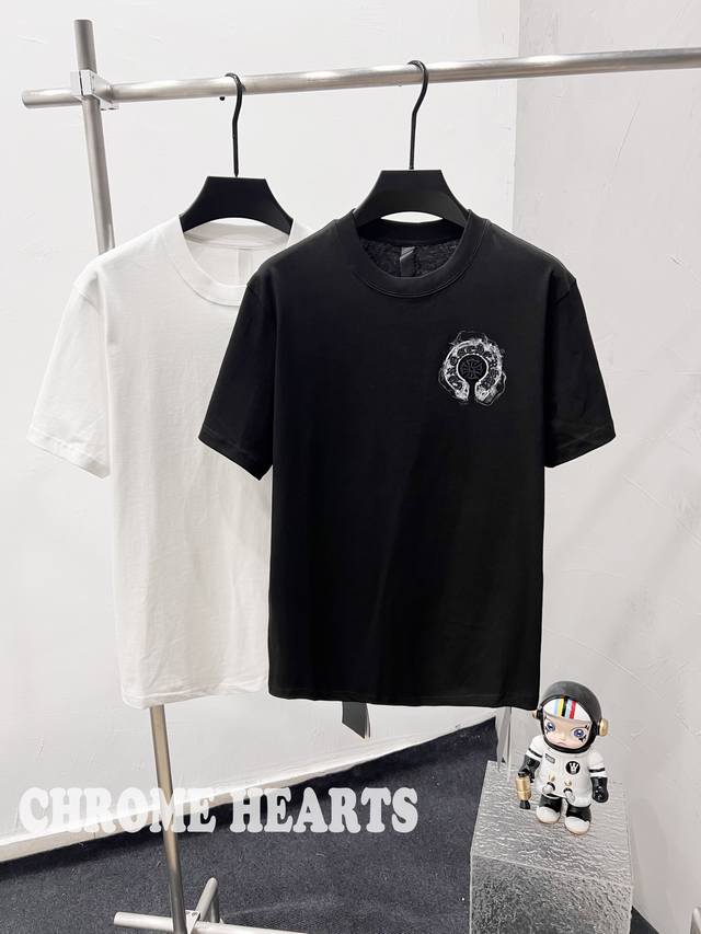 款F81 克罗心110 高品质 Chrome Hearts 克罗心 2025春夏最新基础短袖T恤，重工刺绣 潮流感十足定染纯棉面料 克，Os版型 颜色:黑 白