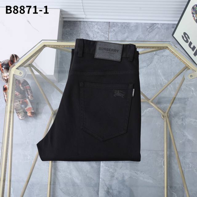 秋冬 五袋休闲 款号：B8871-1 尺码：29一42 商务版型：微宽，无论腿粗或腿细，上身效果都显瘦，显腿直。