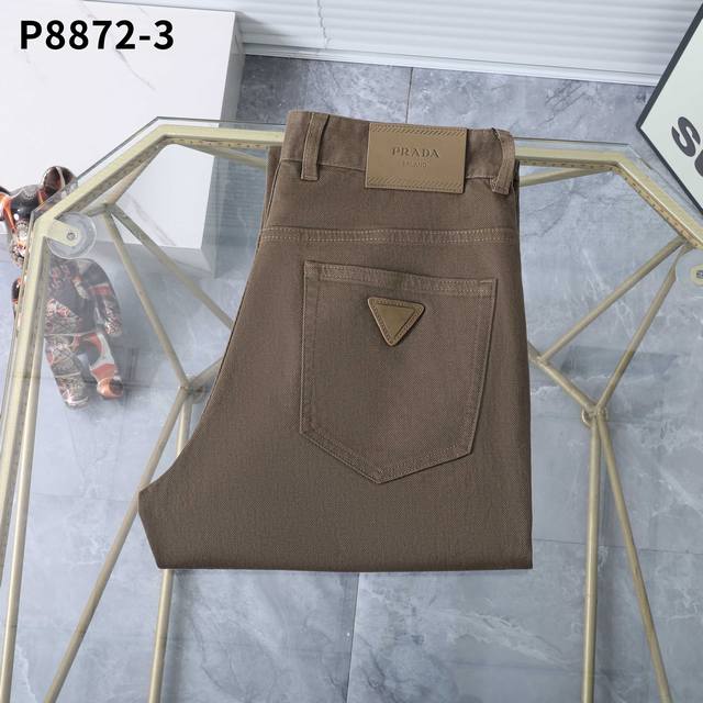 秋冬 五袋休闲 款号：P11540-3 尺码：29一42 商务版型：微宽，无论腿粗或腿细，上身效果都显瘦，显腿直。