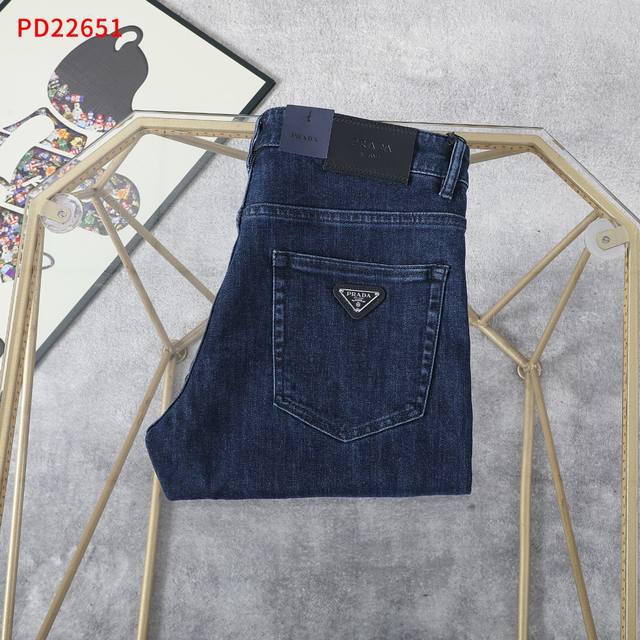 2025 秋冬款Prada No：22651 Size ：30 To 42 Yarda