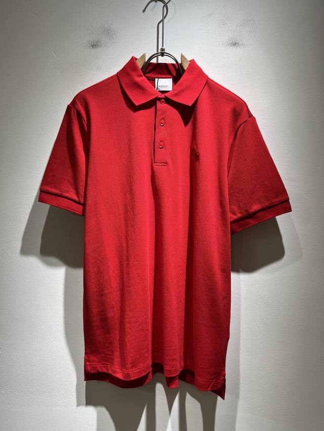 Bur*Erry 巴*莉 2025春夏新款男士短袖Polo衫，品牌最新设计元素！既不单调也不复杂,恰到好处的展现品味！客供顶级定制珠地棉面料！舒适吸汗透气根本不