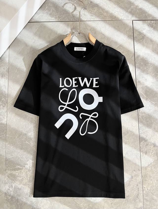 Loe*We罗*威 2025春夏新款男女同款短袖T恤，意大利原厂订单渠道，极具个性高级风，标志Logo图案印花工艺设计！情侣款纯棉短袖T恤！！最新时尚潮流人气产