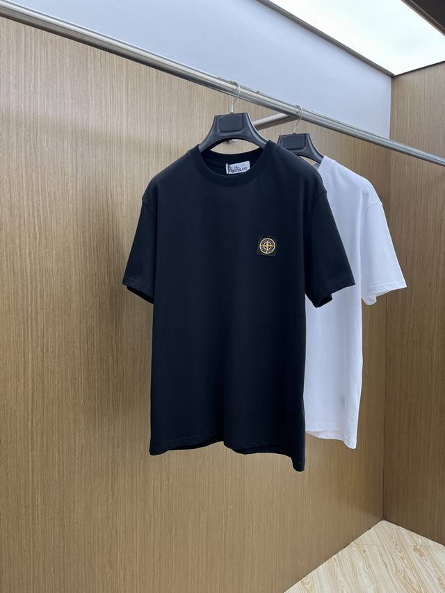 新品 Sto 2540春夏新款男女同款短袖圆领T恤，极具个性高级风，标志Logo印花工艺设计！定制纯棉面料！一款简约高级的时尚单品，穿搭魅力十分高级不俗的时尚产