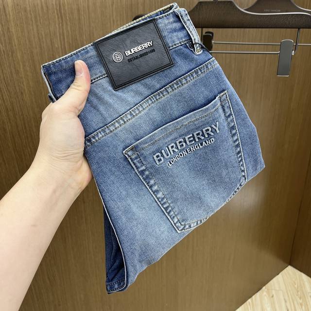 新款 Bbr 高端定制、25Ss春夏最新款牛仔裤 柜台同步发售 进口固色面料 原版定制复刻 客供五金辅料 原单品质 重工洗水 做工走线精细 上身绝佳！优选单品