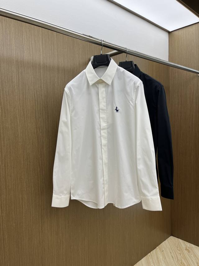 新品 Rah Lauren Ss春夏新款时尚简约长袖衬衫，本款轻盈棉质衬衣采用全棉质地面料，经典简约设计搭配，清爽色调，颜色超超超超级赞，这一季最值得入手的单品