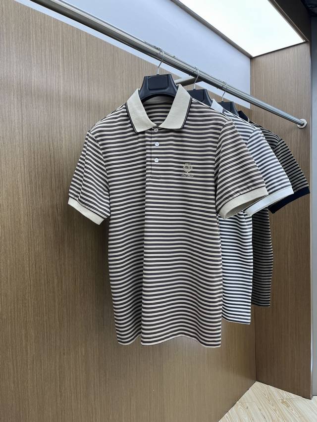 Lp独家定制工艺款 ,专柜同步2025Ss夏季新品，男士胸前经典徽标标识商务休闲撞色领短袖Polo衫！贸易公司渠道稀出，同步Gw发售！视觉颇为精致美观，彰显了品