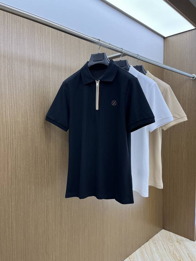 新款 Zz 独家定制工艺款 ,专柜同步2025Ss夏季新品，男士胸前经典徽标标识商务休闲撞色领短袖Polo衫！贸易公司渠道稀出，同步Gw发售！视觉颇为精致美观，