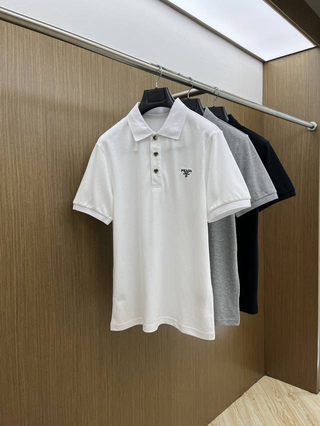 新款 Pd 独家定制工艺款 ,专柜同步2025Ss夏季新品，男士胸前经典徽标标识商务休闲撞色领短袖Polo衫！贸易公司渠道稀出，同步Gw发售！视觉颇为精致美观，