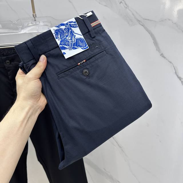 Burberry*巴宝莉 2025春夏新品休闲裤西裤，官网同步发售，裤身工艺设计，进口客供辅料、面料定制，代工厂P出品免检！每个细节做到极致，原版五金配件，潮范