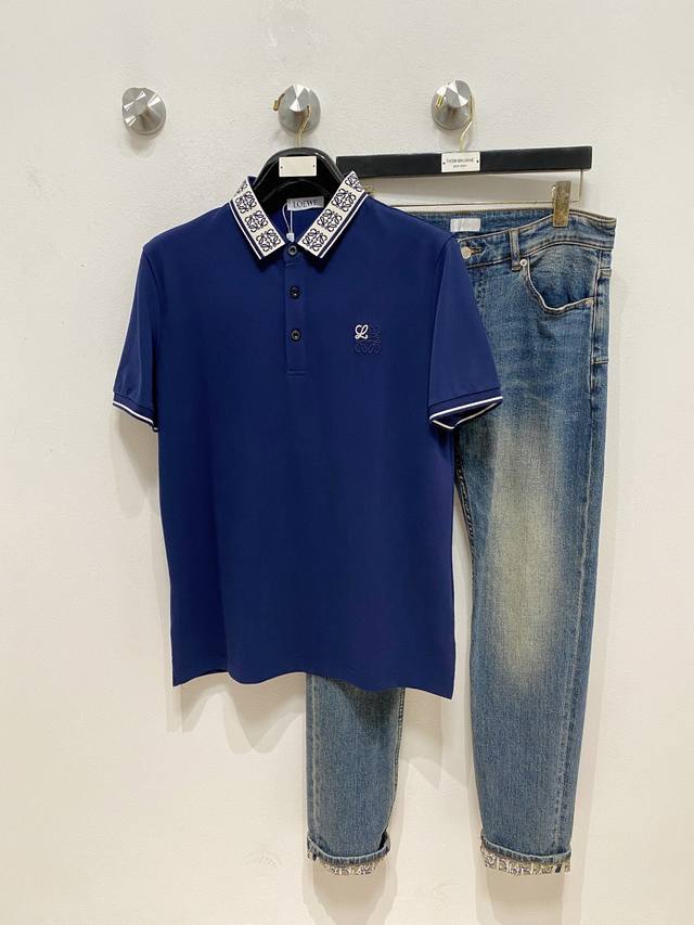 罗意威25Ss新款春夏短袖翻领T恤Polo，最高版本客供定制高端朱地面料简单时尚款，拼色螺纹超级好看！经典Logo简单大方的款式！满满的高级感，四季可穿。简欧风